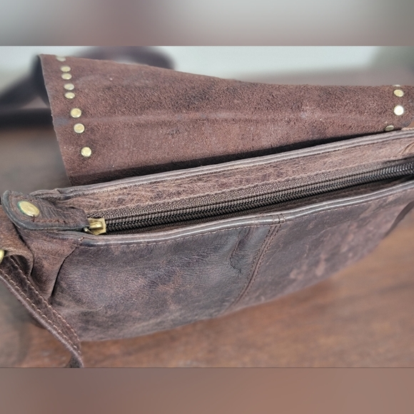 Soprasa! Genuine Leather Crossbody Bag - Picture 2 of 12